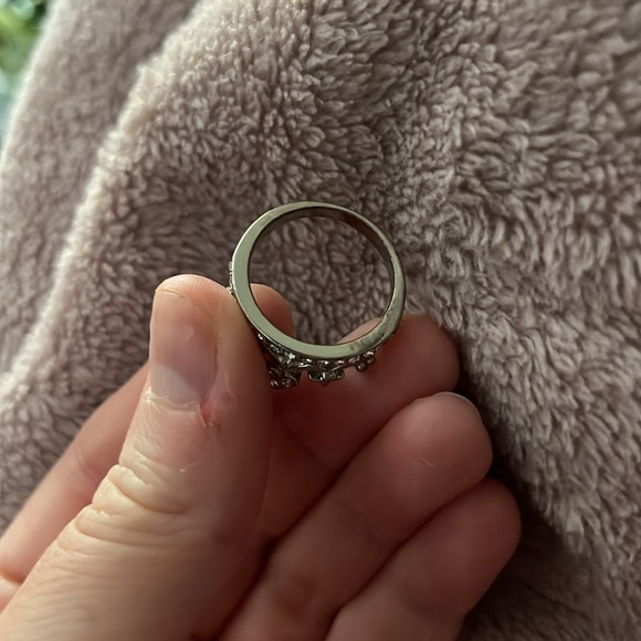 Disney Princess Ring - Picture 2 of 3